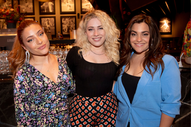 OG3NE-meiden werden vroeger gepest: 'Het was echt niet heel makkelijk'
