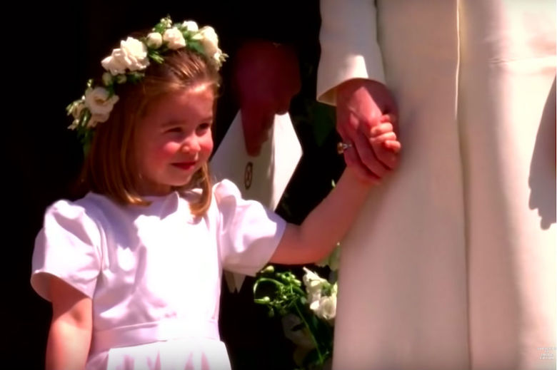 Deze foto illustreert hoe erg prinses Charlotte op haar oma Diana lijkt