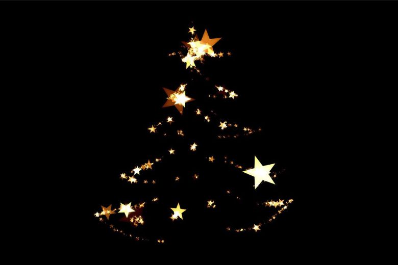 Zo laat je je kerstboom zo mooi mogelijk schitteren