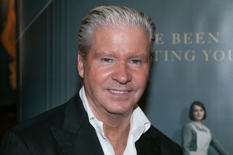 Dries Roelvink gaat zijn eigen autobiografie schrijven