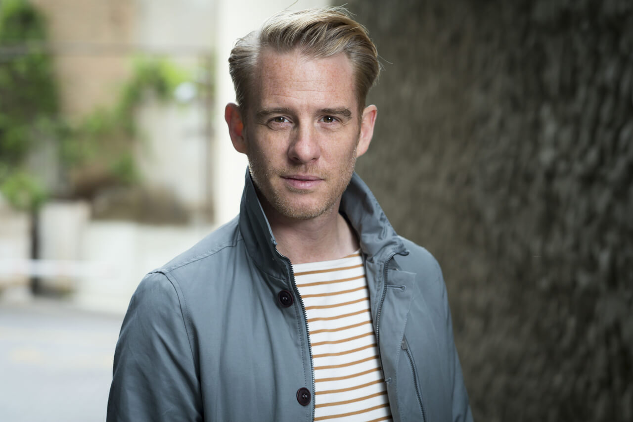 Gaat déze oud Wie is de Mol?-kandidaat Art Rooijakkers vervangen als presentator?