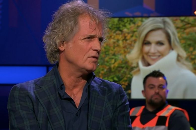 Jeroen Pauw haalt lachers op de hand met Matthijs van Nieuwkerk-imitatie