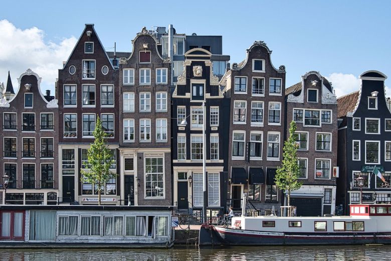 Steeds meer mensen verhuizen van de Randstad naar rustigere plekken