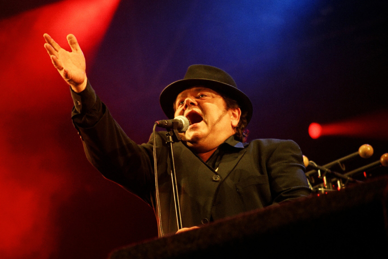 Familie Hazes staat stil bij verjaardag André Hazes