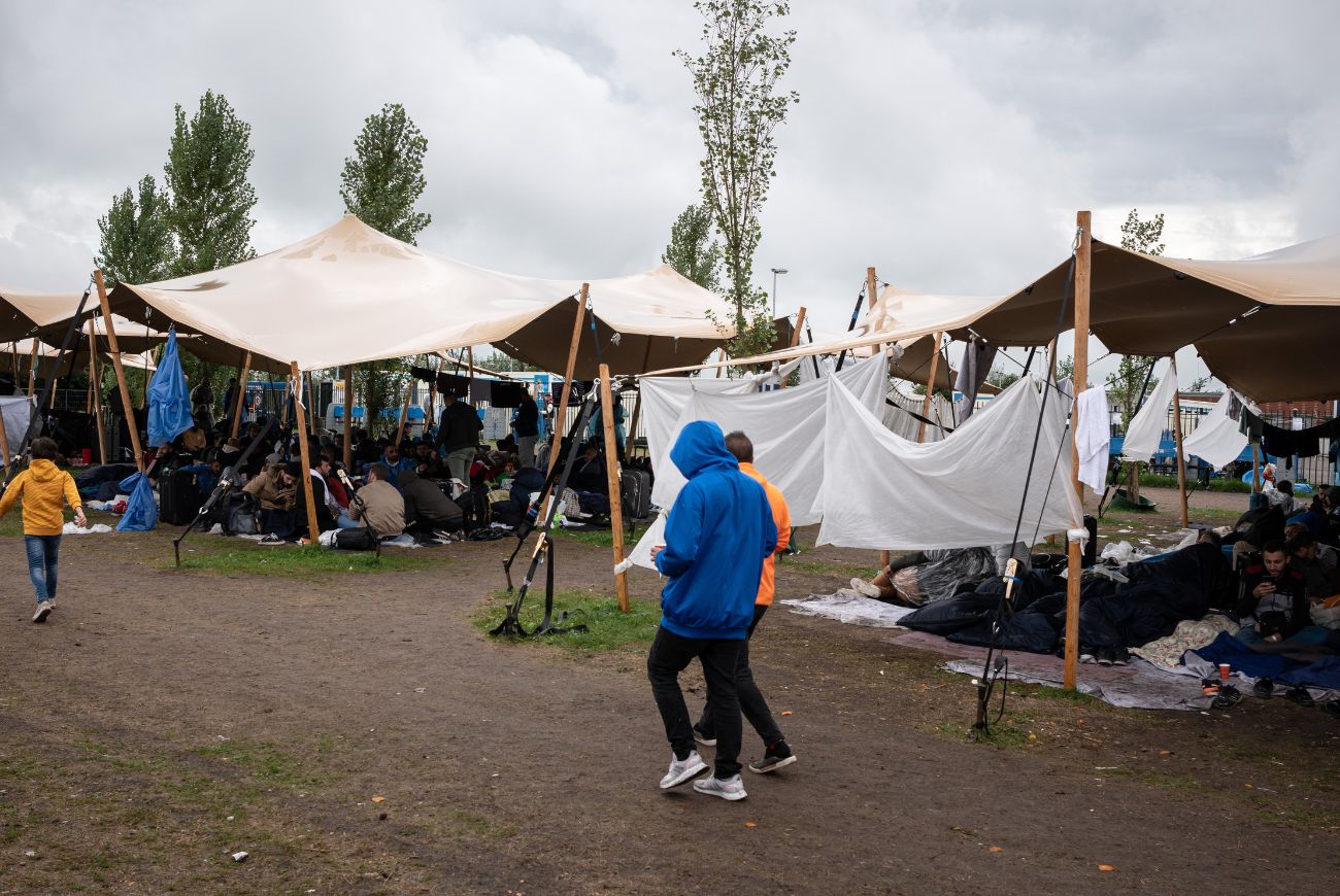 Ter Apel raakt overvol: 'vuile toiletten en ongereinigde matrassen'