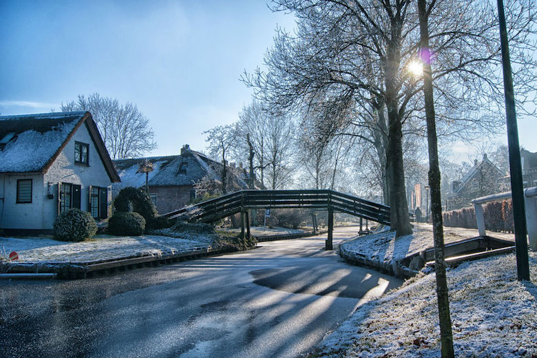 Komt na een bloedhete zomer een ijskoude winter? Zo zit het