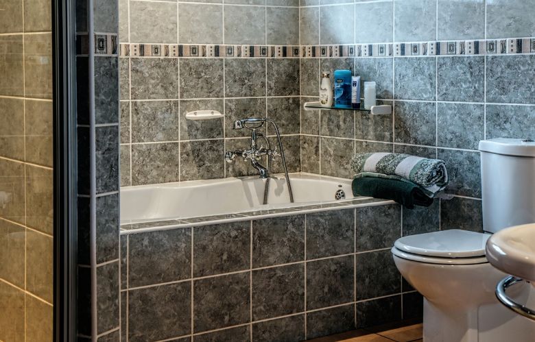 Deze trucs veranderen de manier waarop je de badkamer schoonmaakt voor altijd