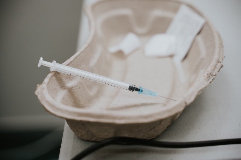 Piek in vaccinatiesnelheid: waarom het nu opeens zo hard gaat