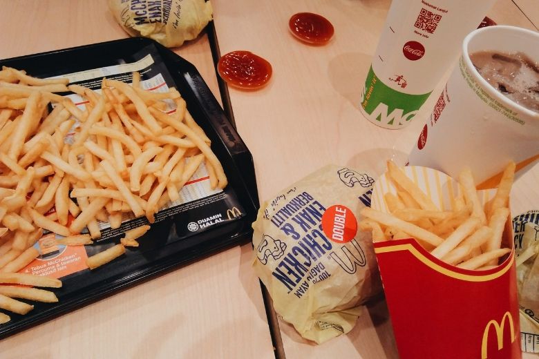 Het beste van het slechtste: Gezond bij de McDonald's eten? Deze burger bevat de minste calorieën!