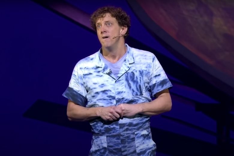 Mooi op tijd: Jochem Myjer wenst volgers alvast een fijne kerst