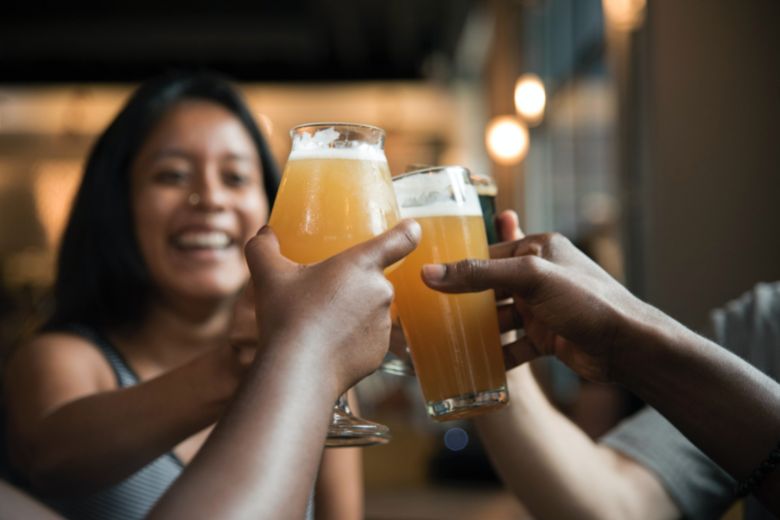 Wat blijkt? We drinken weer net zoveel bier als voor corona