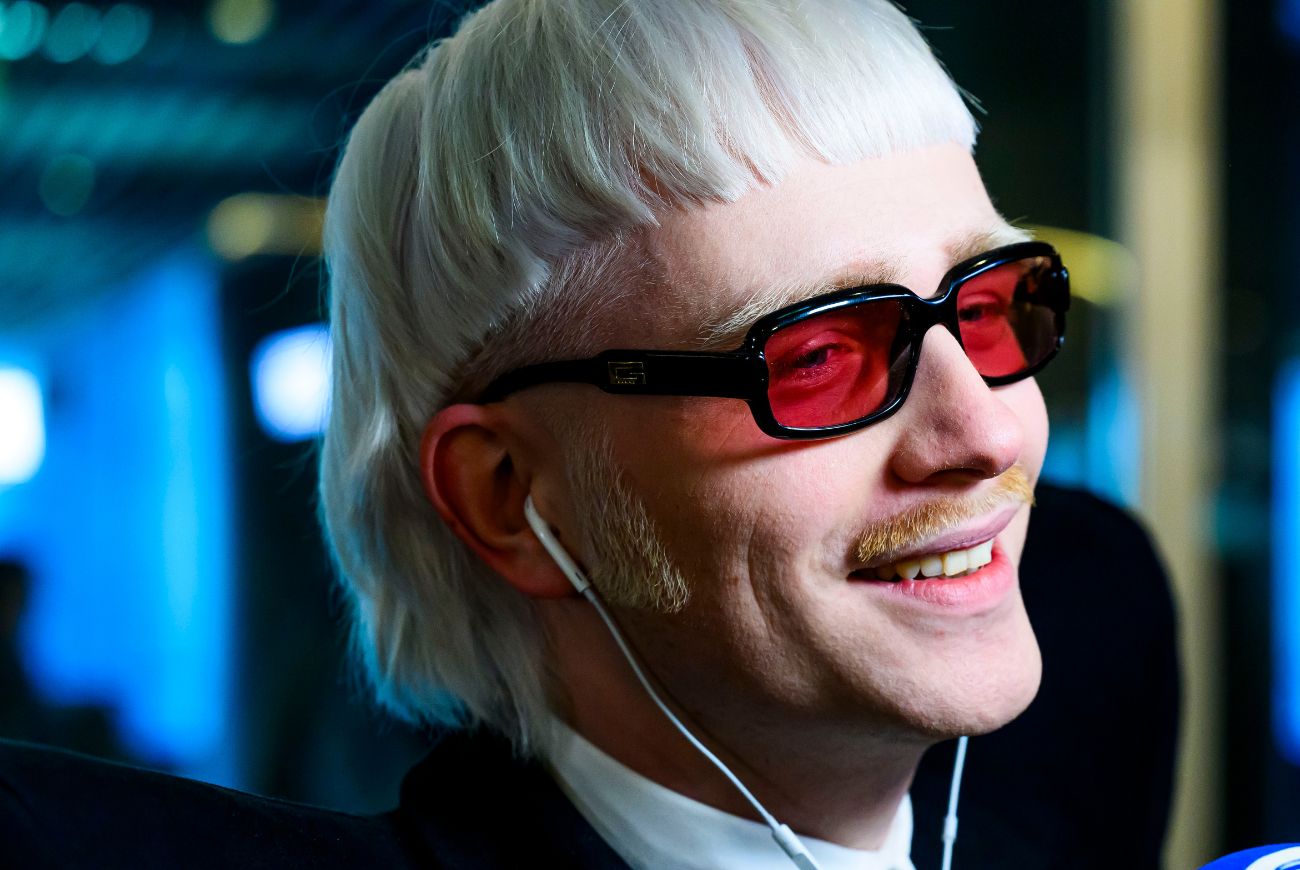 Yes! Vandaag vertrekt Joost Klein naar Zweden voor Eurovisiesongfestival