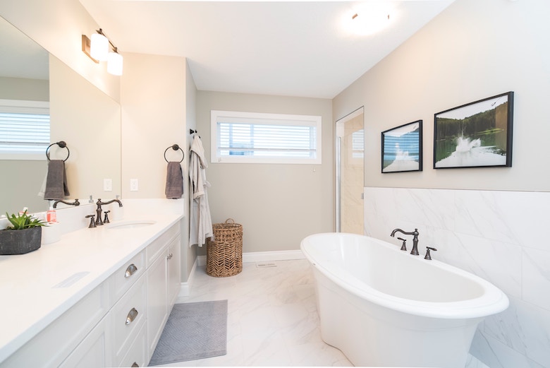 Spullen die je niet in de badkamer moet bewaren