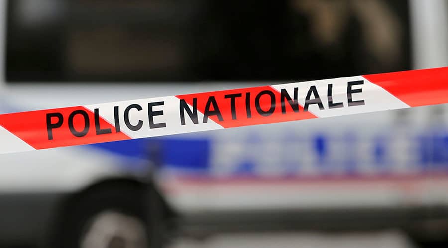 Terreur drama in Parijs. Politie agent doodgeschoten op de Champs-Élysées