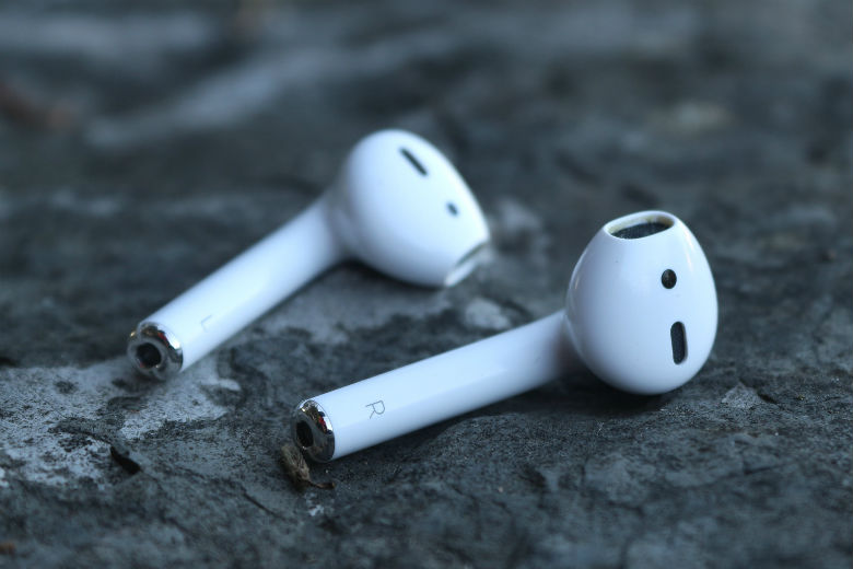 Zo maak je je AirPods schoon zonder ze kapot te maken