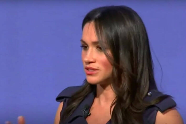 Dit is waarom Meghan Markle altijd te grote schoenen draagt