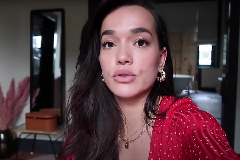 Bibi Breijman verbaast volgers met zomerse bikinifoto