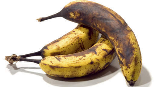 Met dit trucje worden je bananen niet meer bruin! Echt heel handig dit!