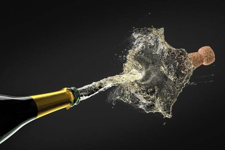 Waarom is de onderkant van een fles champagne altijd hol?