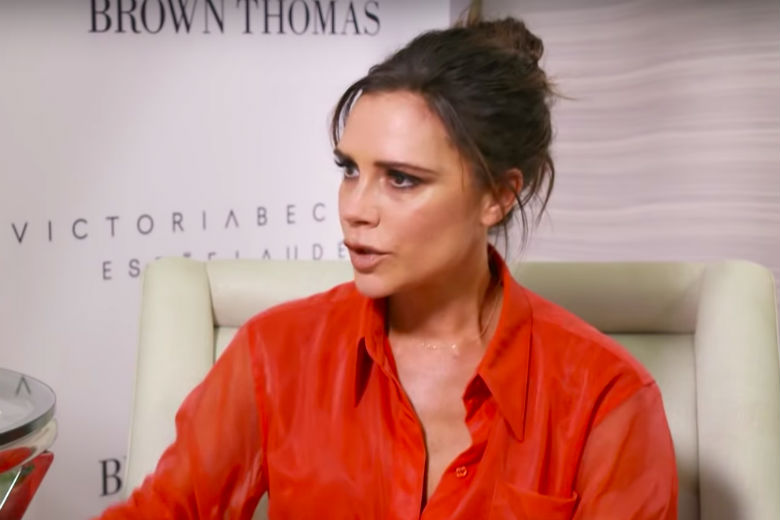 Victoria Beckham de fout in door 'kusfoto' met dochter.. Belachelijk!