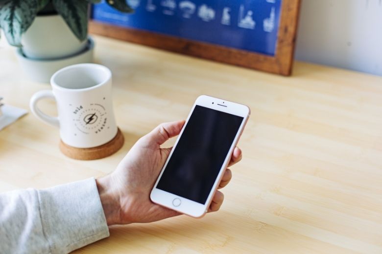 Apple: Houd iPhone 12 niet dicht bij pacemaker in de buurt
