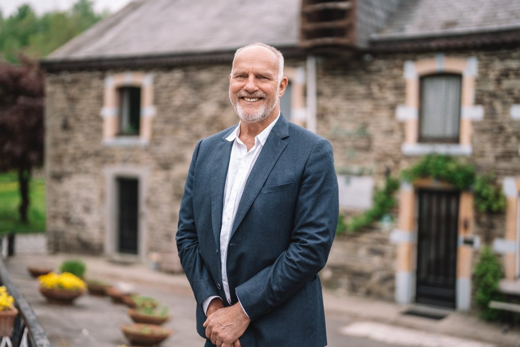 Leendert B&B Vol Liefde