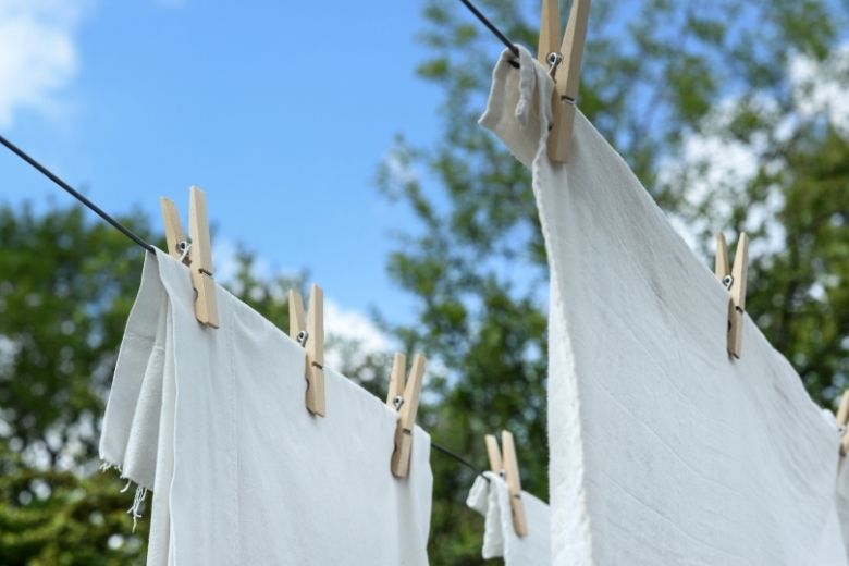 Handig! Met deze 7 tips blijft de witte was ook echt wit