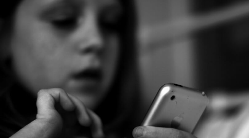 Ouders worstelen met tabletgebruik kleuters en peuters: hoe lang is normaal?
