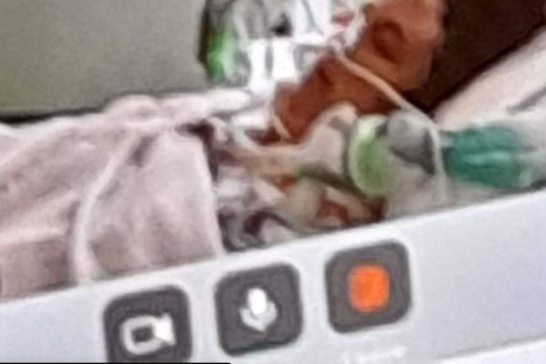 Vrouw wordt wakker na coronacoma van 7 weken en ontdekt iets spectaculairs