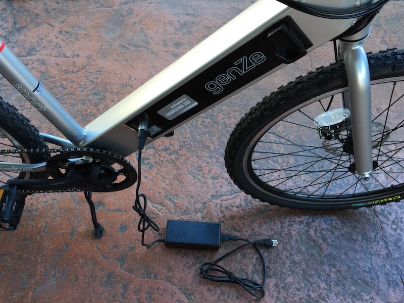 Pas op: heb jij een elektrische fiets? Lees dit dan even, ze kunnen zeer gevaarlijk zijn!
