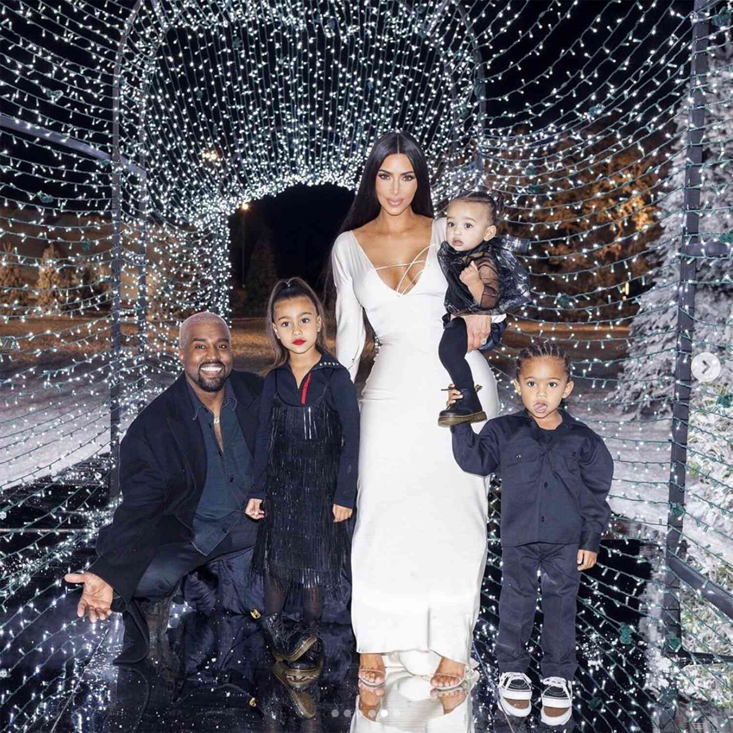 Je zult je ogen niet geloven wanneer je ziet hoe deze 29 beroemdheden Kerstmis vieren!