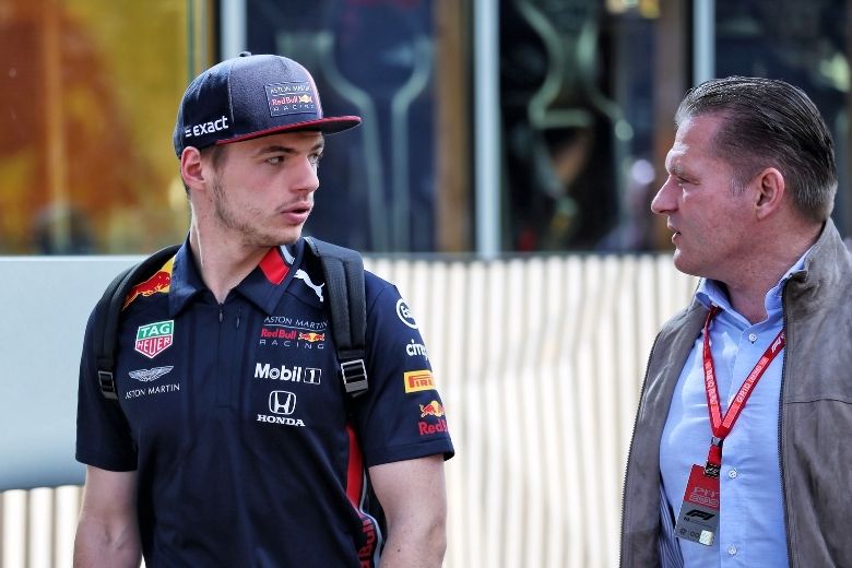 Jos Verstappen laat van zich horen na onwel worden bij Grand Prix