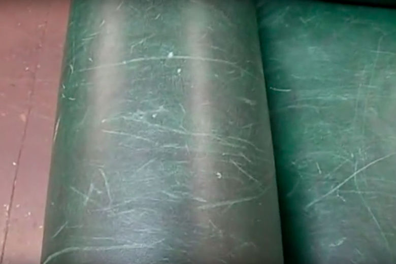Zo verwijder je krassen van leren meubilair