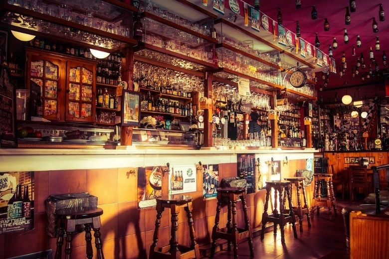 Advies van het OMT: horeca en cultuur tot 20.00 uur open