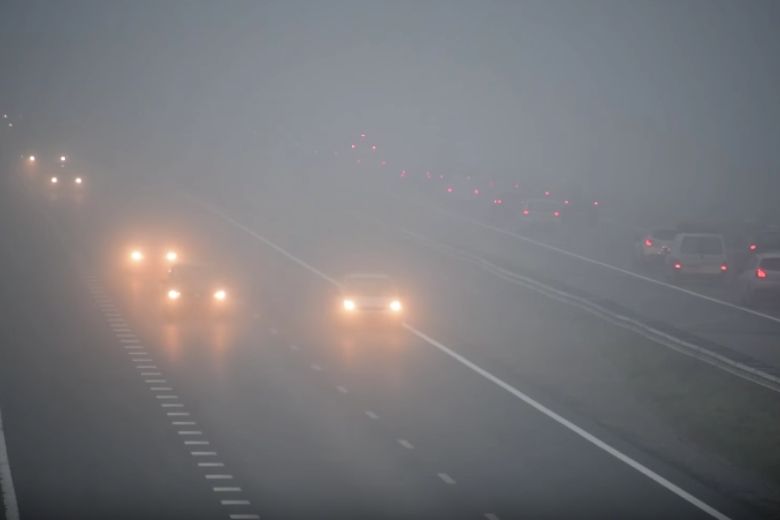 ANWB waarschuwt automobilisten voor dichte mist tijdens de jaarwisseling