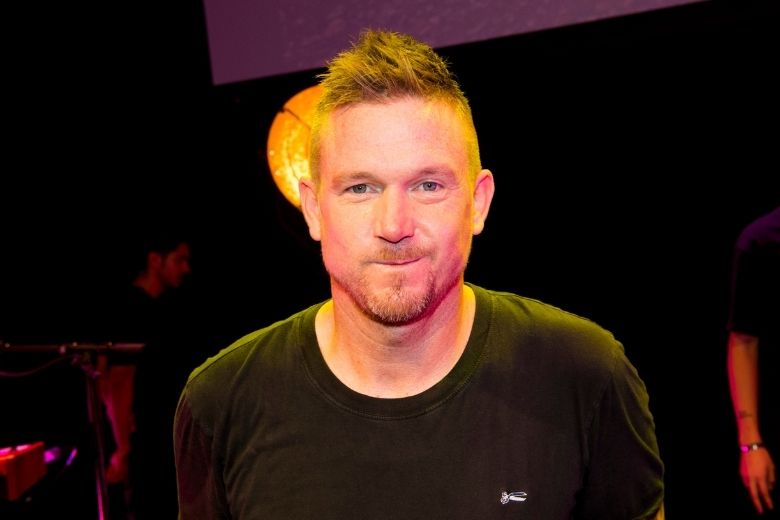 Johnny de Mol na zomer ook nog niet terug als presentator HLF8