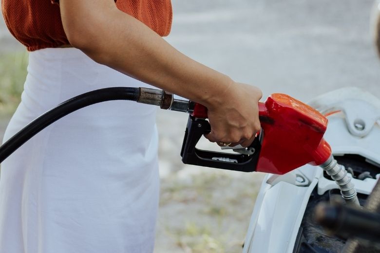 Goed nieuws: tanken wordt weer iets goedkoper
