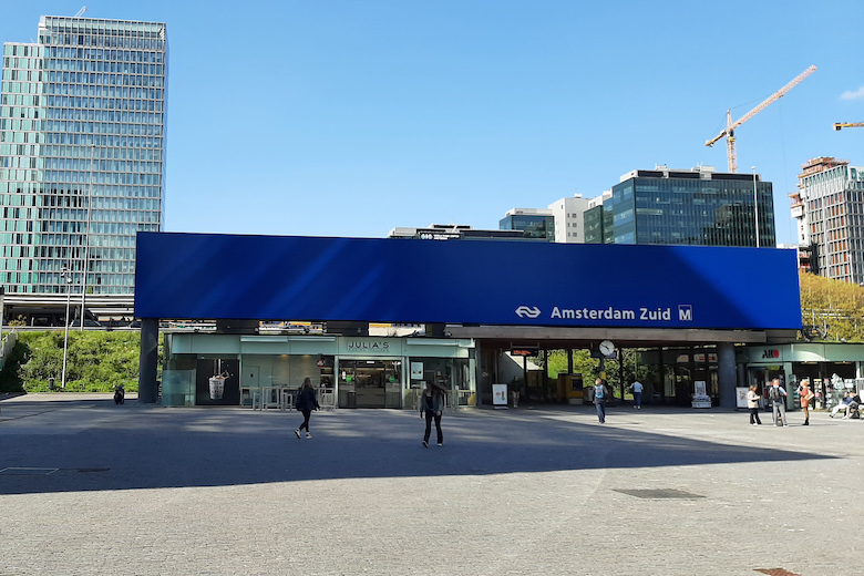 Oeps: reizigers in Amsterdam stonden vanmorgen voor gesloten station