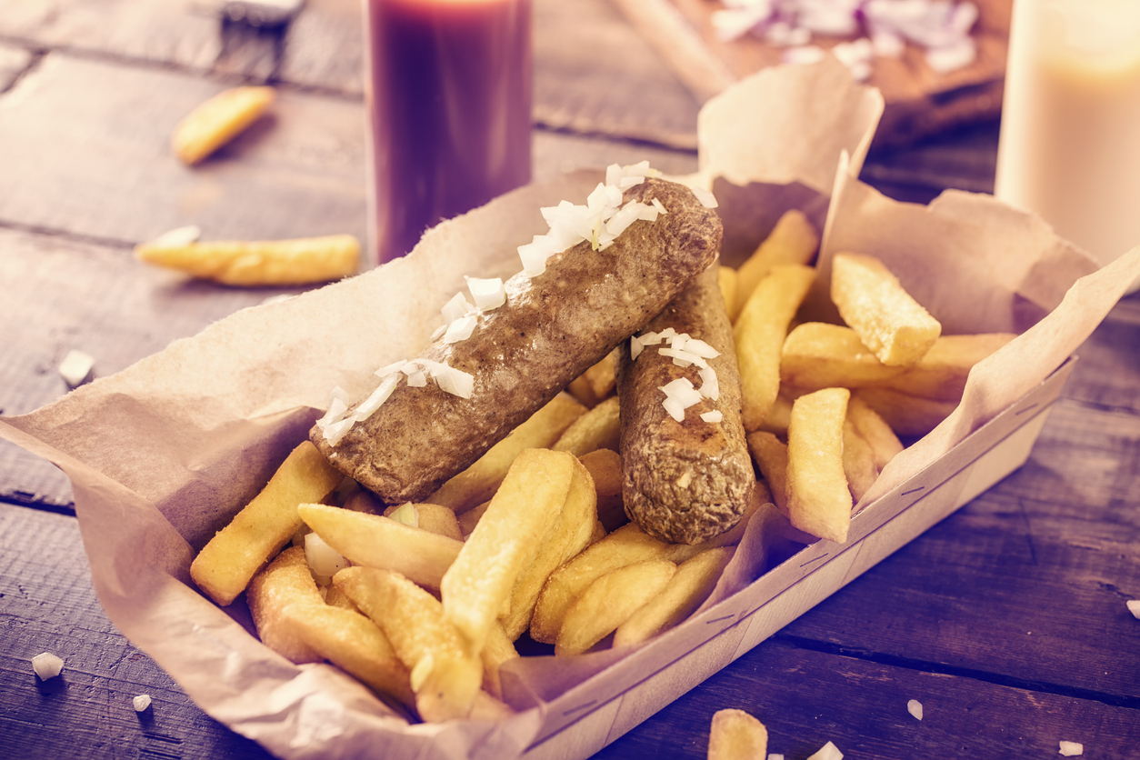 Hilarisch: met deze kaart kun je zien waar in het buitenland je een frikandel kunt scoren