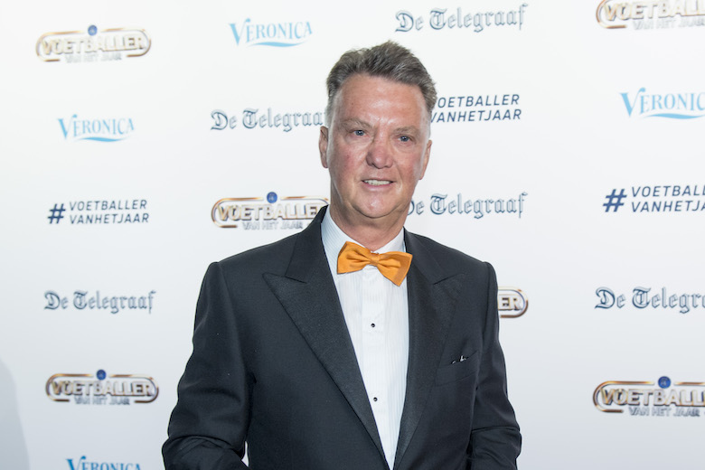 Wordt Louis van Gaal de nieuwe bondscoach? KNVB gaat in gesprek