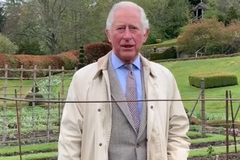 Prins Charles heeft nog naweeën van coronavirus