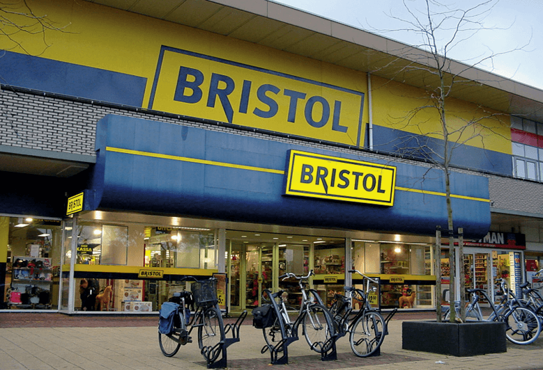 Eindelijk eens goed nieuws voor deze winkel! Wij zijn hier heel blij mee, duimen omhoog voor Bristol!