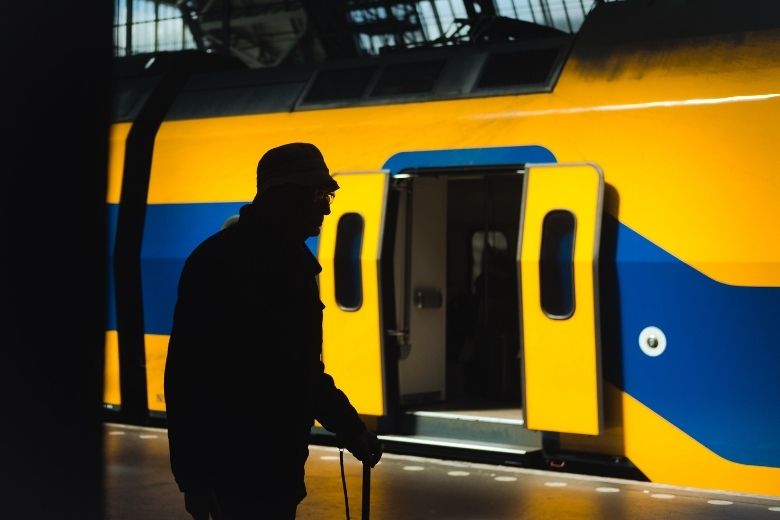 NS rijdt weer volgens normale dienstregeling: dit zijn de regels in de trein