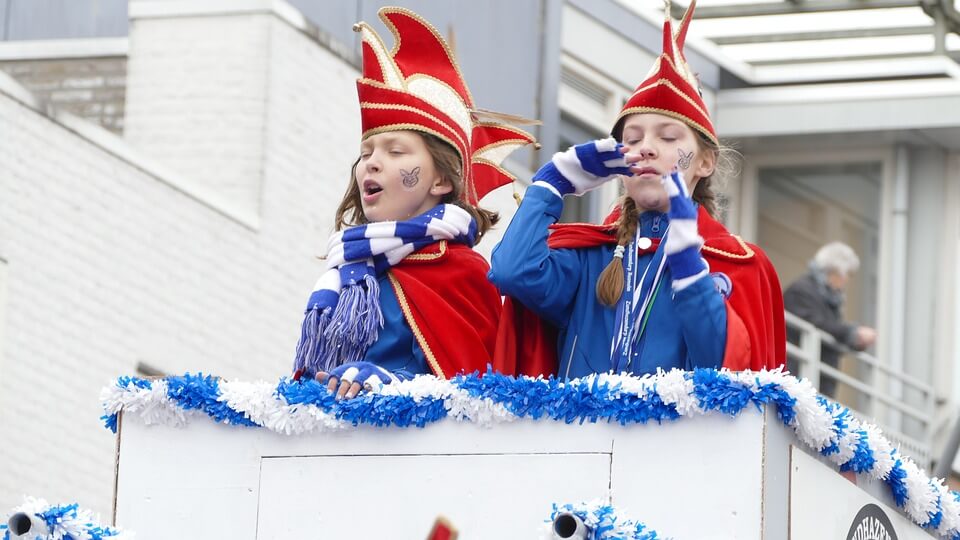 Alle carnavallers opgelet: biermerk Bavaria pleit voor officiële vrije dag met carnaval