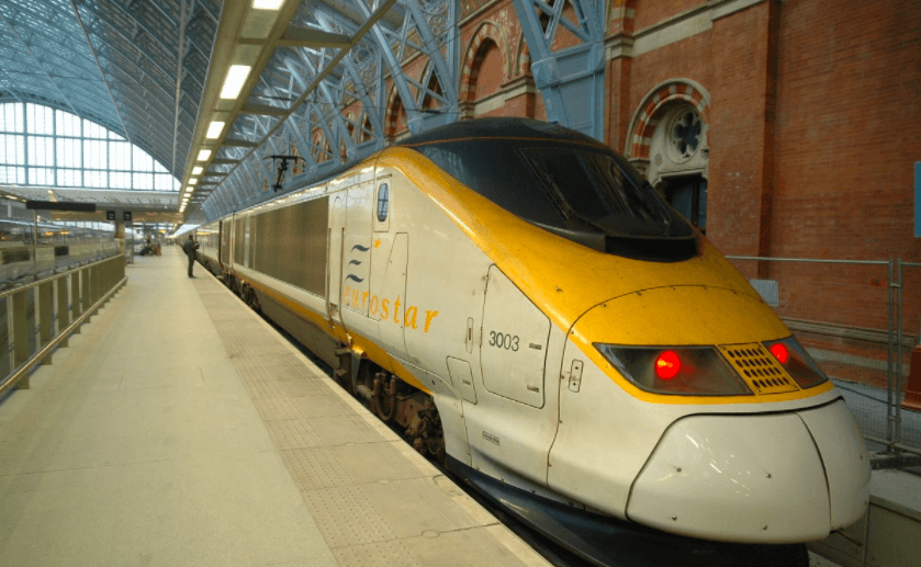 Yes! Vanaf vandaag reis je binnen een paar uur van Amsterdam naar hartje Londen met de trein!