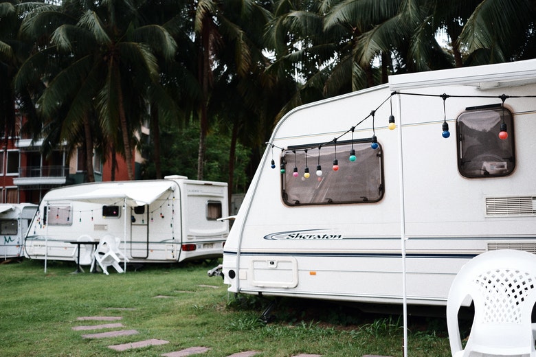 Aha: zo lang mag je je caravan voor de deur neerzetten