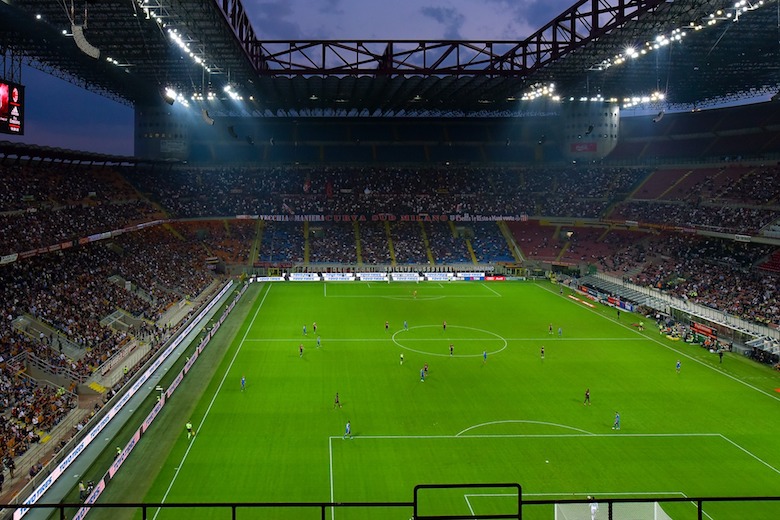 Vanaf 1 september zijn voetbalfans weer toegestaan in voetbalstadions
