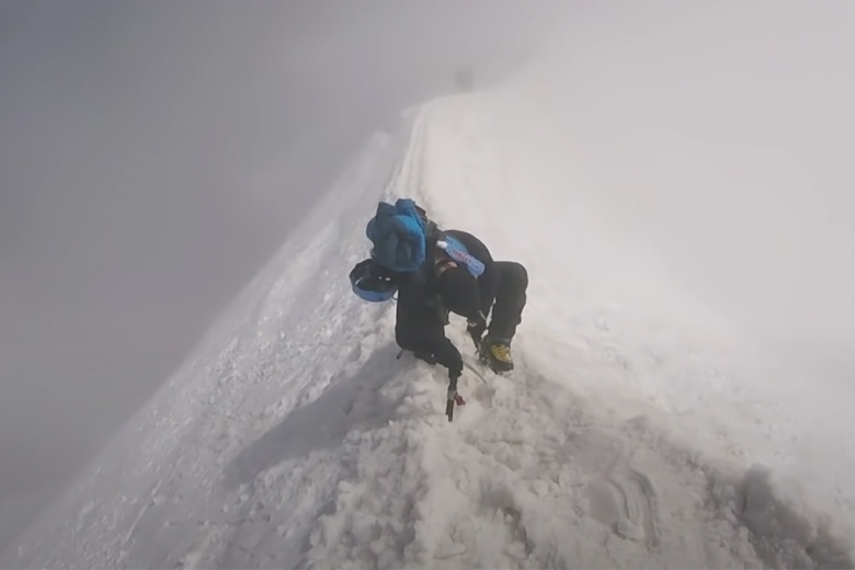 Bergbeklimmer doet weergaloze ontdekking op Mont Blanc