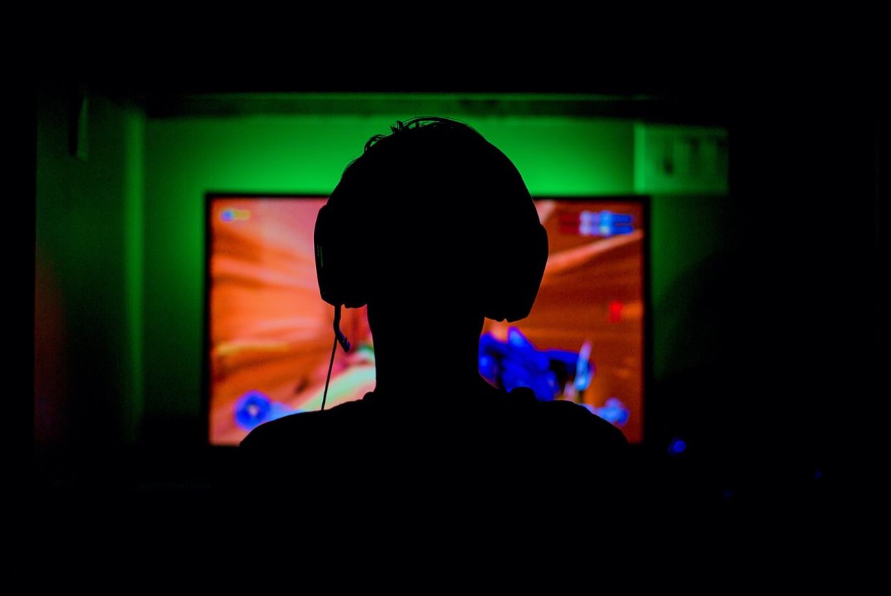 Gamer reist 1.400km om online ruzie uit te vechten