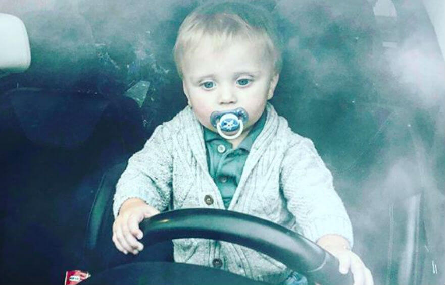 Fans weten het zeker: schim André Hazes te zien op foto André Junior